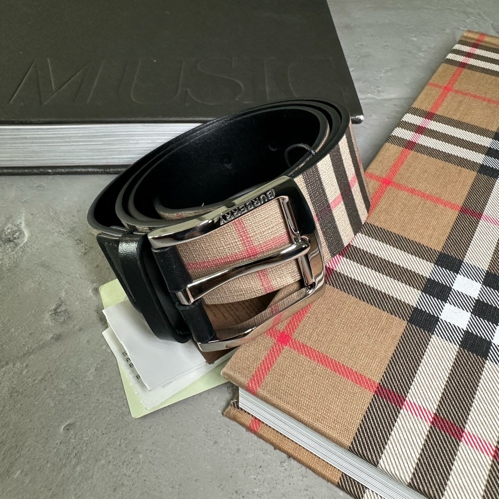 Authentic Burberry Men’s  Classic Plaid Belt Made In Italy Size 85